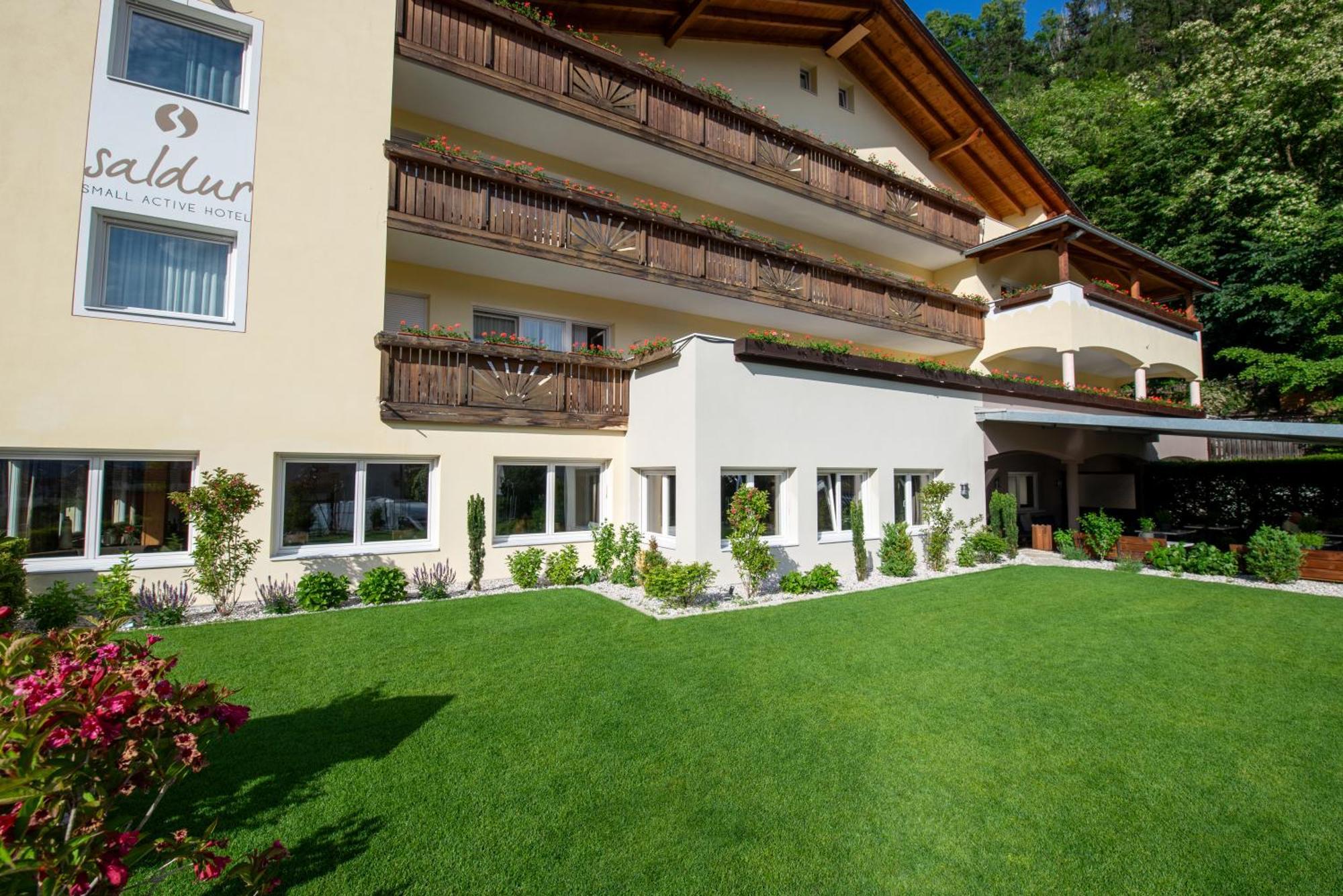 Saldur Small Active Hotel Sluderno Exterior photo