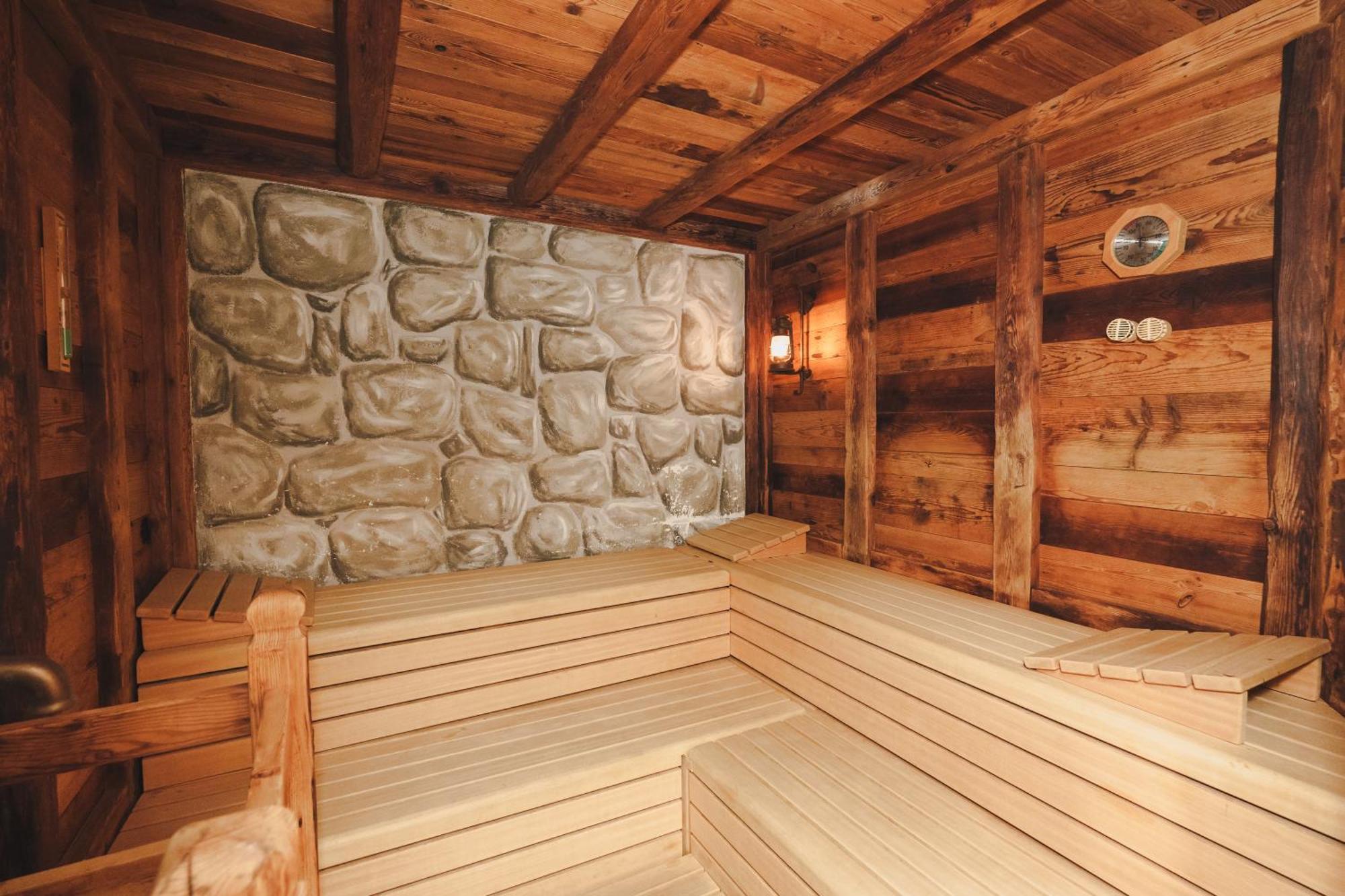 Saldur Small Active Hotel Sluderno Exterior photo