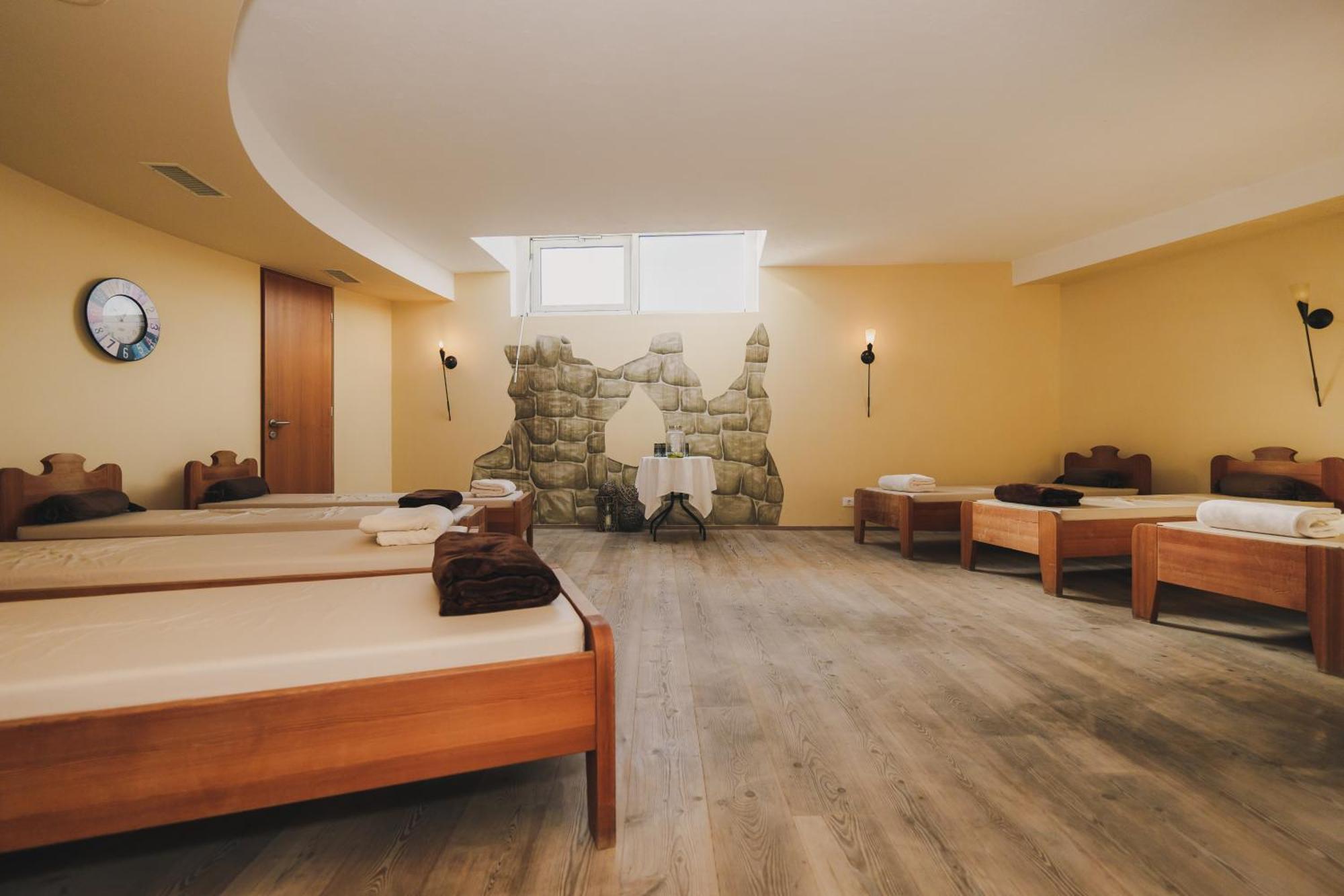 Saldur Small Active Hotel Sluderno Exterior photo